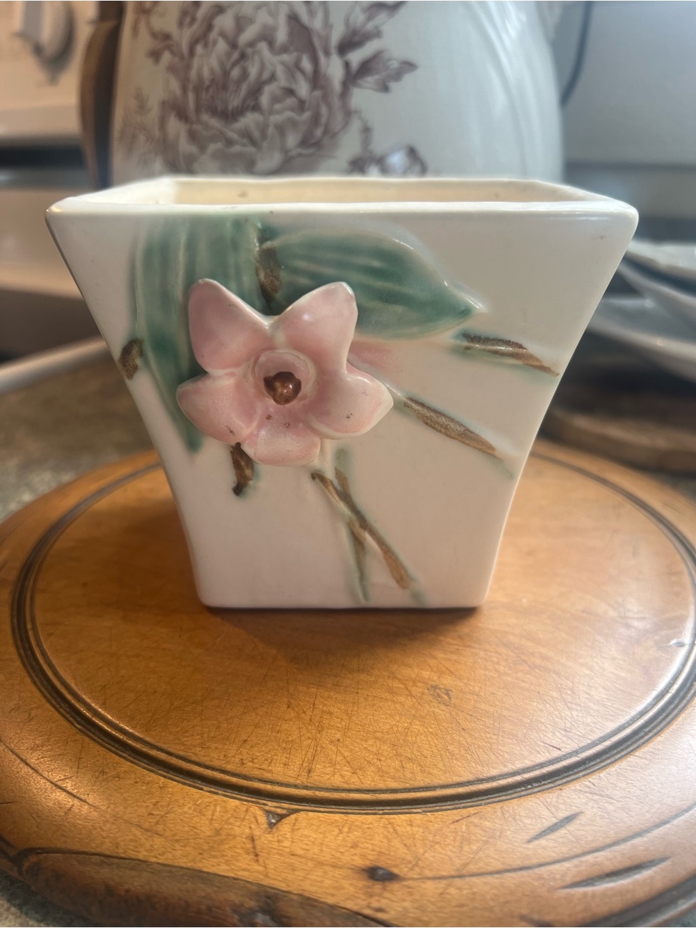 VTG 1940s McCoy Pottery
"Blossom Time" Square
Ceramic Planter Dogwood
Blossoms